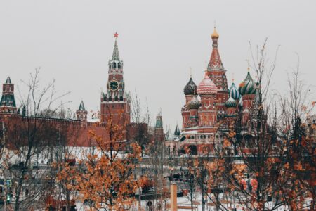 هزینه سفر به روسیه با تور چقدر است؟