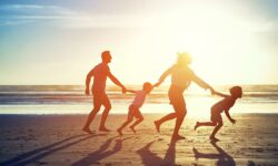 چگونه برای سفر خانوادگی، هتل مناسب پیدا کنیم؟