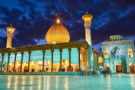 بهترین هتل‌های اطراف شاهچراغ در شیراز که با پای پیاده می‌توانید بروید