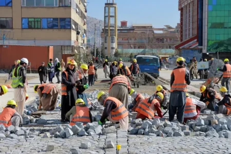 بحران بیمه کارگران ساختمانی؛ مجلس و بازرسی باید ورود کنند