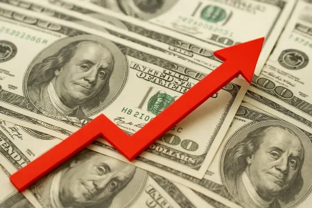 قیمت دلار امروز بازار را غافلگیر کرد (۷ آبان ۱۴۰۴)