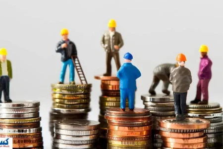 هشت ماه تعطیلی؛ شورای عالی کار فقط اسفند ماه یاد کارگران می‌افتد