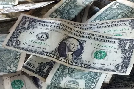 قیمت دلار امروز بازار را غافلگیر کرد (۱۱ آبان ۱۴۰۴)