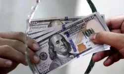 قیمت دلار امروز سر به فلک کشید ( ۹ آذر)