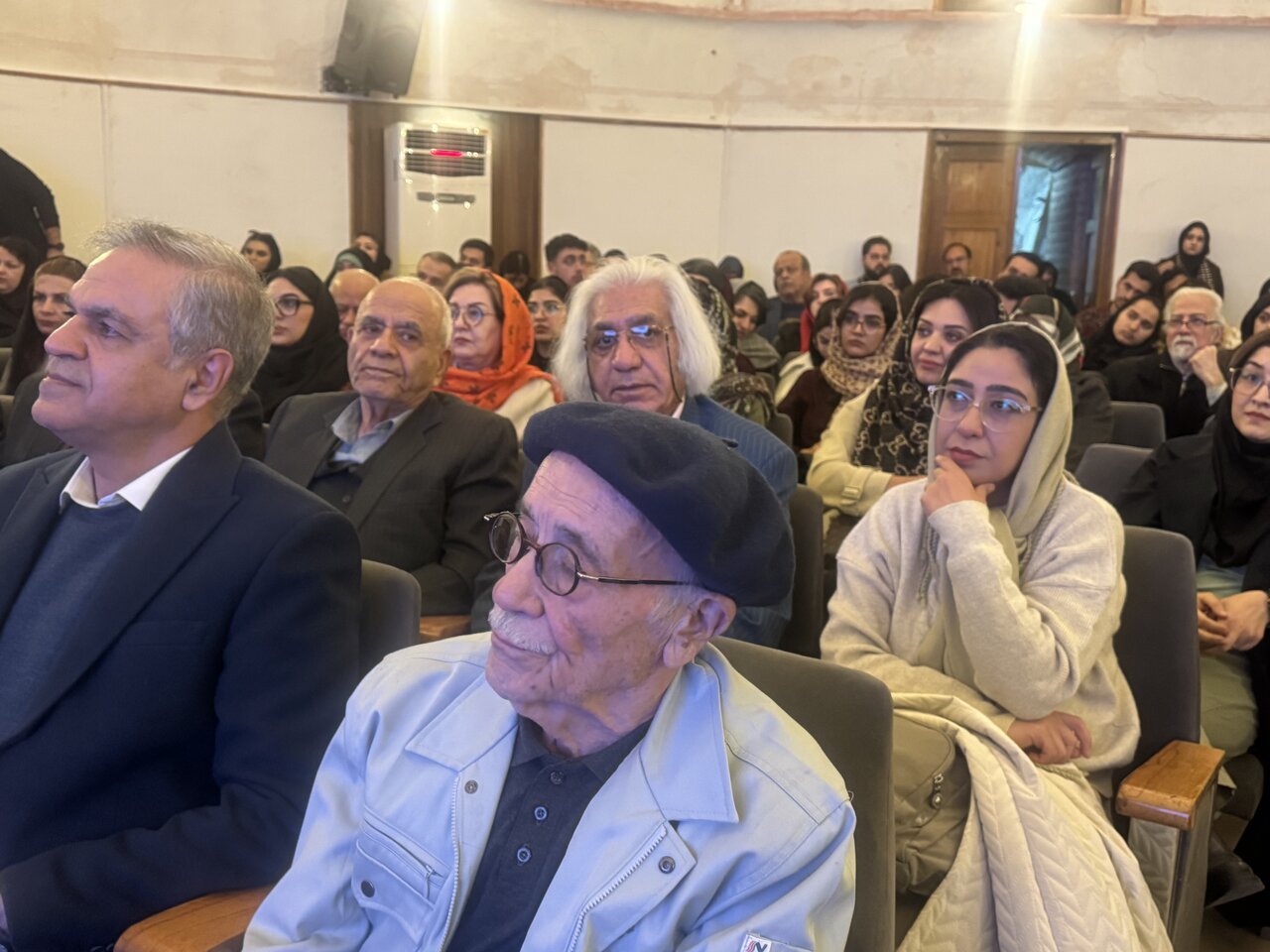 هنر و آثار فرشچیان؛سرمایه ژئوپلیتیک و صدها برابر سودآورتر ازصنعت فولاد