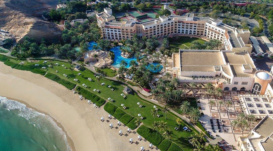 هتل شانگری لا بار الجیساه