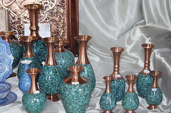 صنایع‌دستی مازندران زیر چتر مشکلات؛ هزینه‌ها بالا و بازار محدود