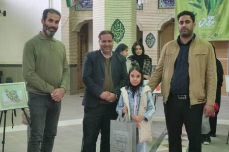 نمایشگاه عکس با موضوع اماکن مذهبی و جلوه‌های فرهنگی در پیشوا برگزار شد