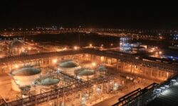 فروش 124 همتی صنعت محصولات شیمیایی در ماه گذشته