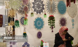 فروش آثار هنرمندان استان سمنان به کمک بازاریابی دیجیتال تسهیل می‌شود