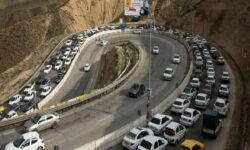 احتمال ریزش سنگ و بهمن در جاده‌های البرز / مسافران مراقب باشند