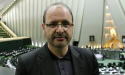 اعتراضات را به سیاست ارزی گره نزنید؛ منافع حامیان ارز ترجیحی قطع شد