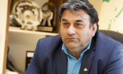 اقتصاد کشور در شرایط جنگی است / ارز همچنان چند نرخی