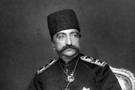 اولین سلفی ایران / ناصرالدین‌شاه در کاخ گلستان + عکس