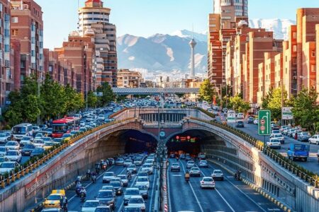 بنرهای نظامی در تهران توجه برانگیز شد+ عکس