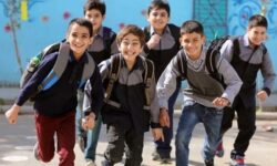 تعطیلی مدارس فردا شنبه ۱۸ بهمن ۱۴۰۴ / مدارس کدام استان‌ها تعطیل شد؟ + به‌روزرسانی