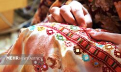 حیات «سوزن دوزی بلوچ» با دستان زنان توانمند حاشیه نشین زاهدان