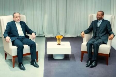 رایزنی عراقچی و البوسعیدیدر ژنو/ پیشنهادات ایران در مذاکرات بررسی شد