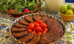 طرز تهیه کتلت هویج؛ طعمی خاص و فراموش‌نشدنی برای دورهمی‌های دوستانه