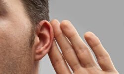 نرخ کاهش شنوایی و وزوز گوش در بین نوازندگان بیش از دو برابر شده است