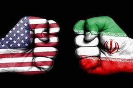 هشدار سناتور آمریکایی درباره عواقب حمله آمریکا به ایران