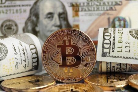 تاثیر سیاست‌های جهانی بر تصمیم‌گیری سرمایه گذاران در بازار ارزهای دیجیتال