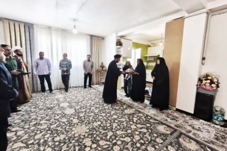 تجلیل مسئولان سپاه لرستان از خانواده شهید «بهزاد دالوند»