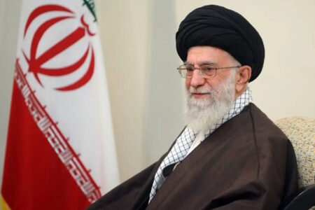 تولد نوزادی با نام «علی خامنه‌ای» در اندونزی+ عکس