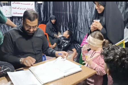 خدمت رسانی موکب ها به تجمع کنندگان در یاسوج