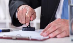 دفاتر اسناد رسمی امکان ثبت قراردادهای خصوصی املاک را دارند