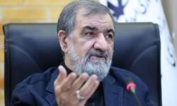 محسن رضایی: نتانیاهو، ترامپ را وادار به انتحار سیاسی کرده است