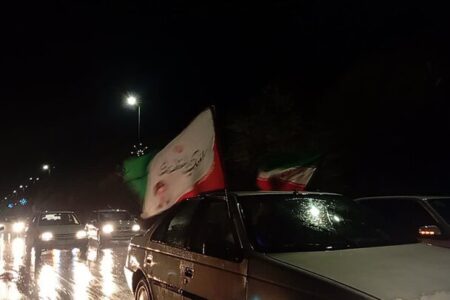 میدان‌داری خودرویی مردم فراهان در پنجاه و یکمین شب حماسه