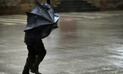 هشدار جدی هواشناسی صادر شد/ بارش باران و وزش باد شدید در انتظار این ۲۷ استان
