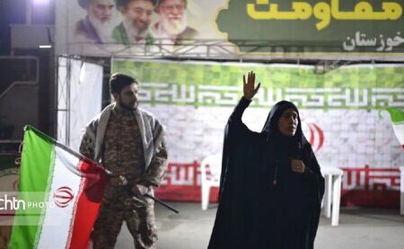 اهوازی‌ها به تماشای «آرش‌های زمانه» نشستند