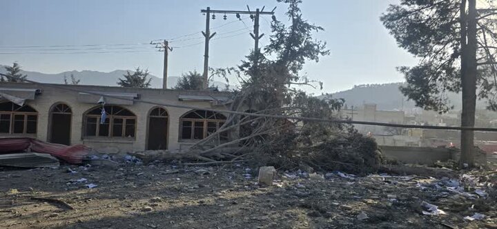 شکاف و ترک‌های عمیق حمله دشمن بر پیکر قلعه تاریخی «فلک‌الافلاک»