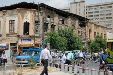 تصاویر کمیاب از خیابان ناصرخسرو و شمس‌العماره ۱۰۴ سال پیش+ عکس