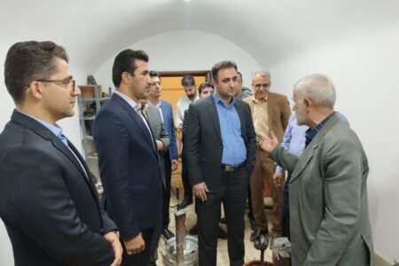 لزوم حمایت مالی از کارگاه‌های «چوقا بافی» الیگودرز