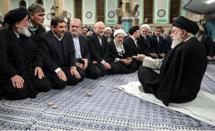 راز زیلوهای آبی بیت رهبری؛ چرا فرش‌های نفیس هرگز پهن نشدند؟