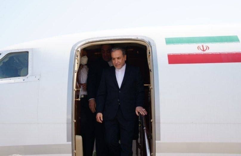 عباس عراقچی وارد دوحه شد+ عکس