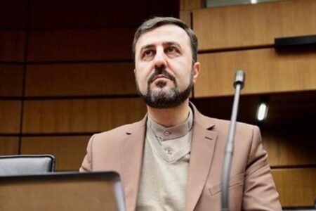 غریب‌آبادی: آمریکا دیوان لاهه را فاسد می‌خواند؛  چون نتانیاهو را تعقیب کرده است