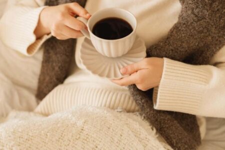 فواید قهوه اسپرسو برای زنان؛ چرا این نوشیدنی انتخاب بسیاری از خانم‌هاست؟