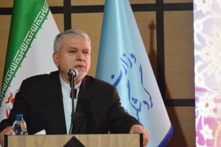 «ازنا» با تکمیل هتل پنج‌ستاره به مقصد گردشگری تبدیل می‌شود