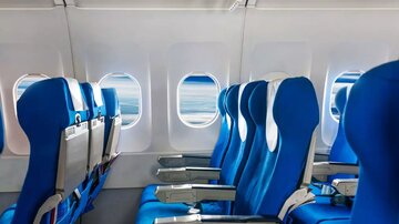راز رنگ آبی در صندلی های هواپیما چیست؟