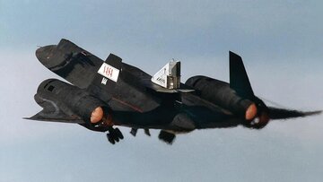 تصاویر ماهواره‌ای نشان می‌دهند یک هواپیمای SR-71 ناپدید شده / آیا پرنده سیاه دوباره پرواز می‌کند؟