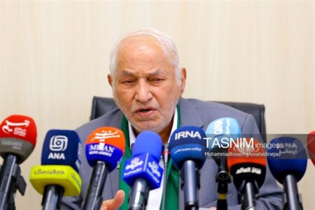 جولایی: پول‌های مشکوک را برای آزادی زندانیان نمی‌پذیریم